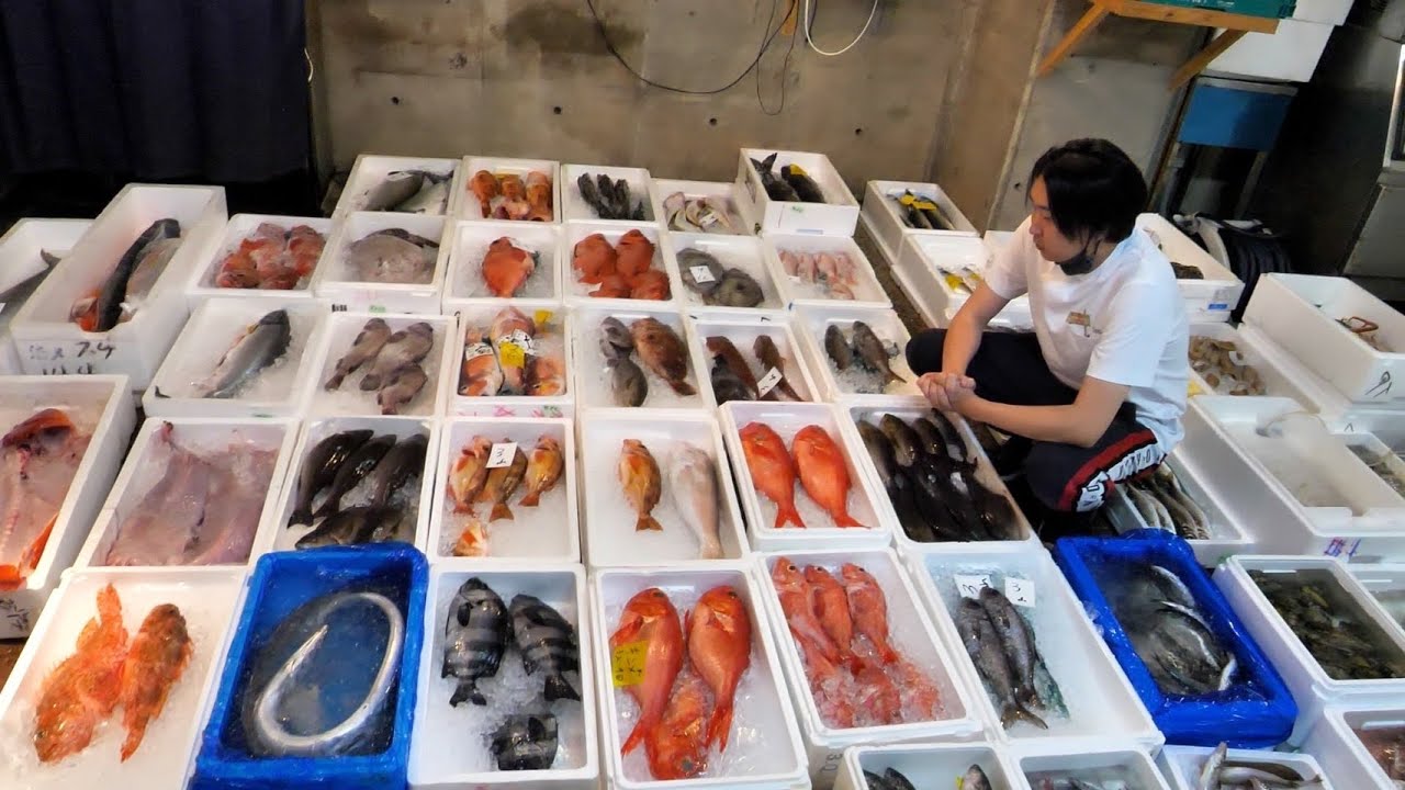 いつも行く市場で、とんでも無い魚屋さんを見つけてしまった