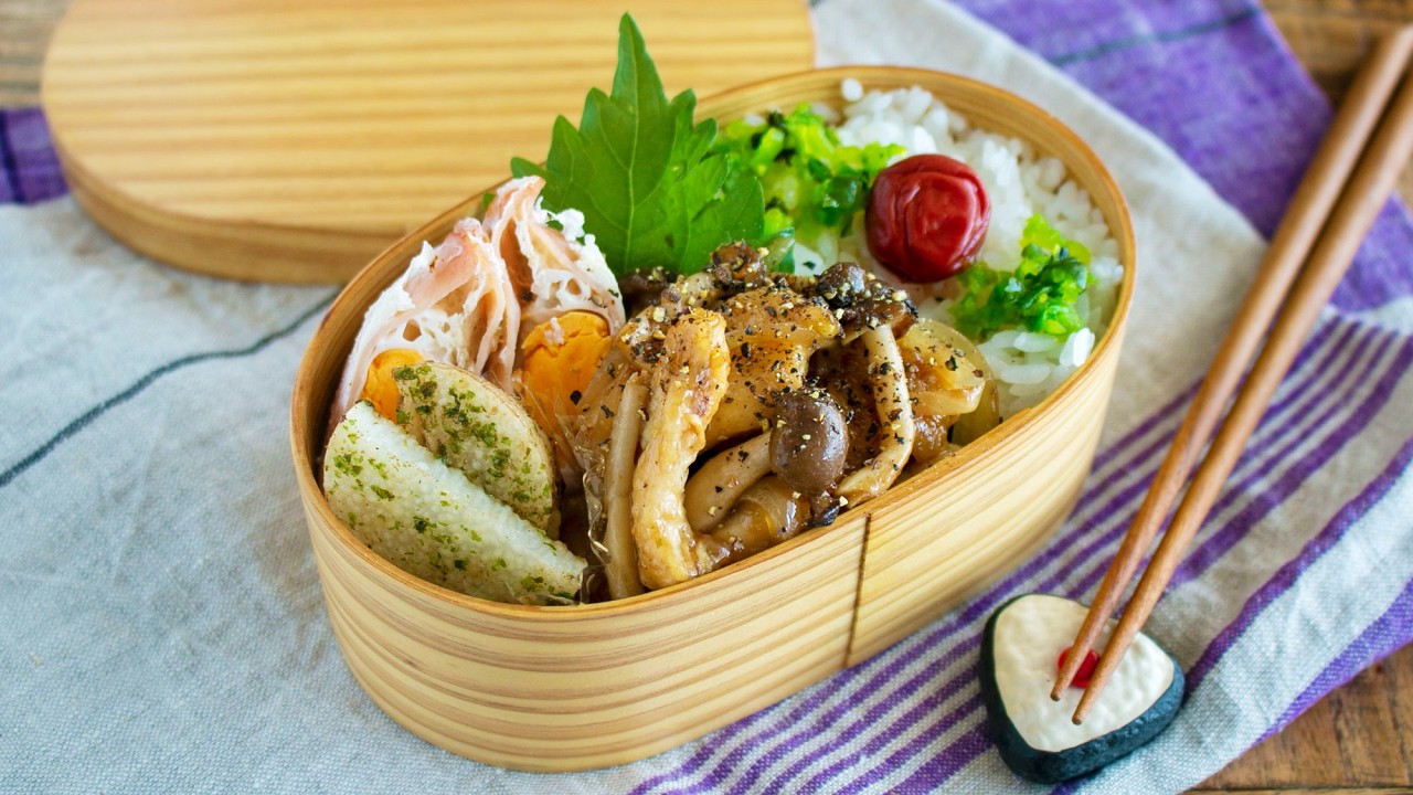 【簡単弁当】さっと炒めるだけ！１０分でできる鶏むね肉としめじのにんにくバター醤油炒め弁当bento#999