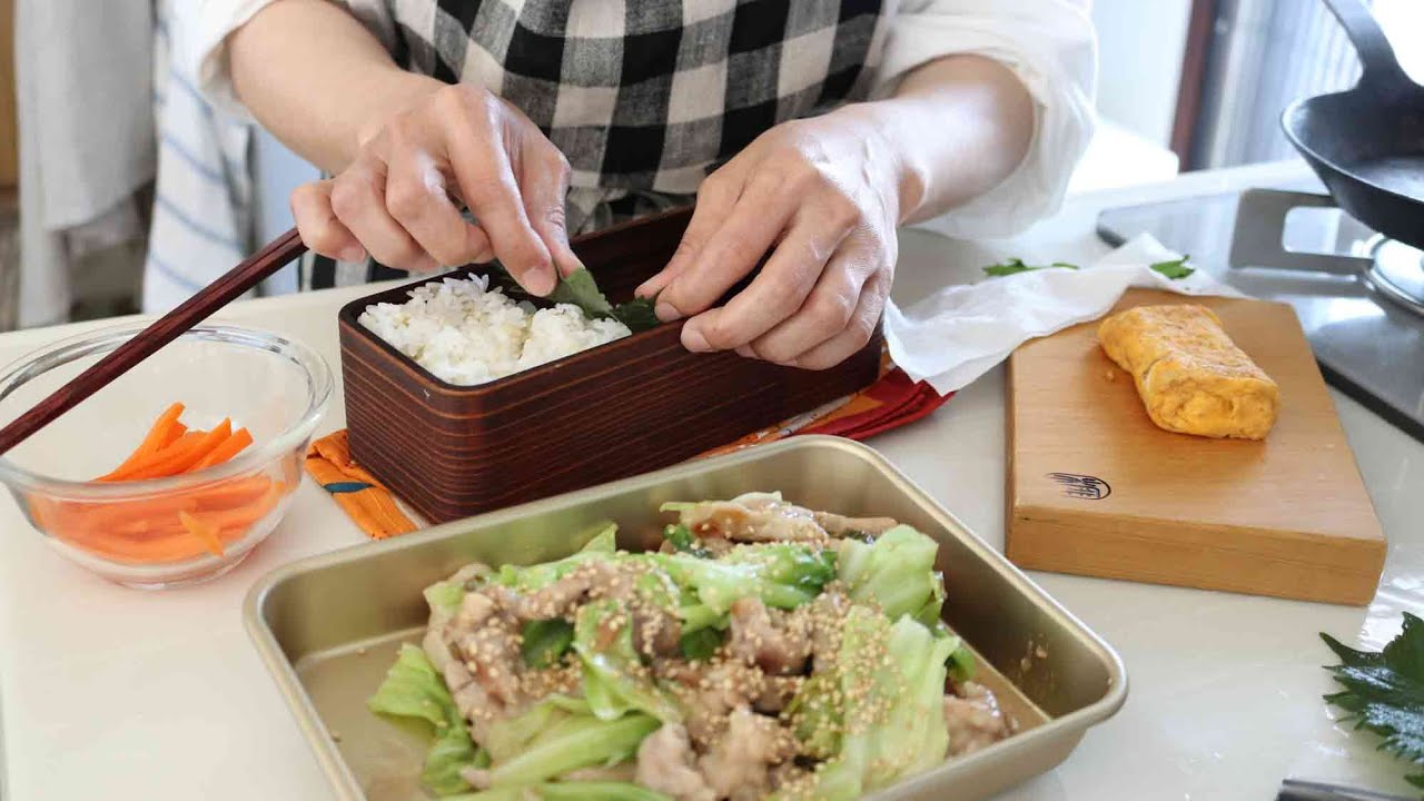 【お弁当作り】シンプルにうまっ！豚こま肉とキャベツの塩ダレ炒め弁当bento＃794